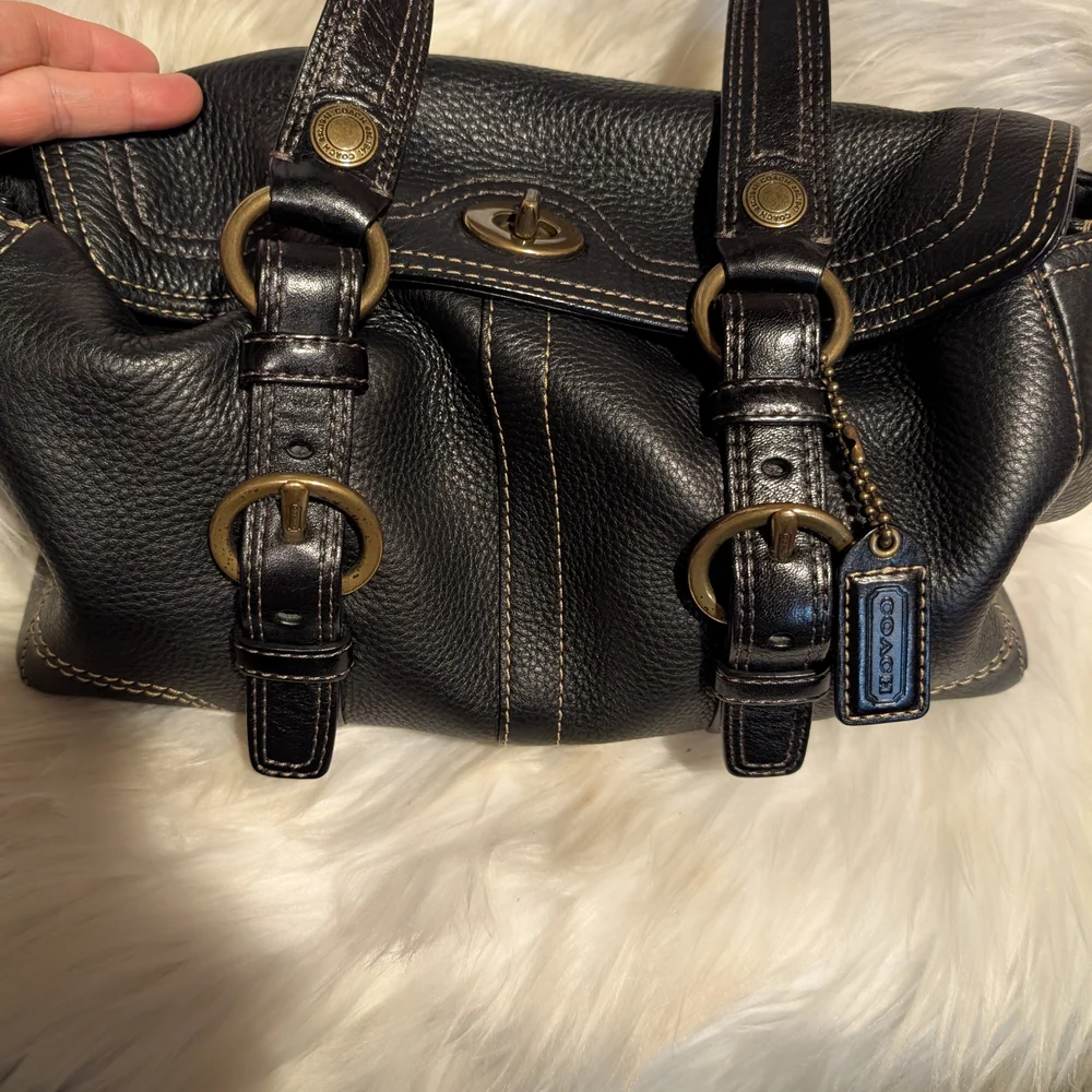 Coach Black Leather Women's Bag - Picture 3 of 3